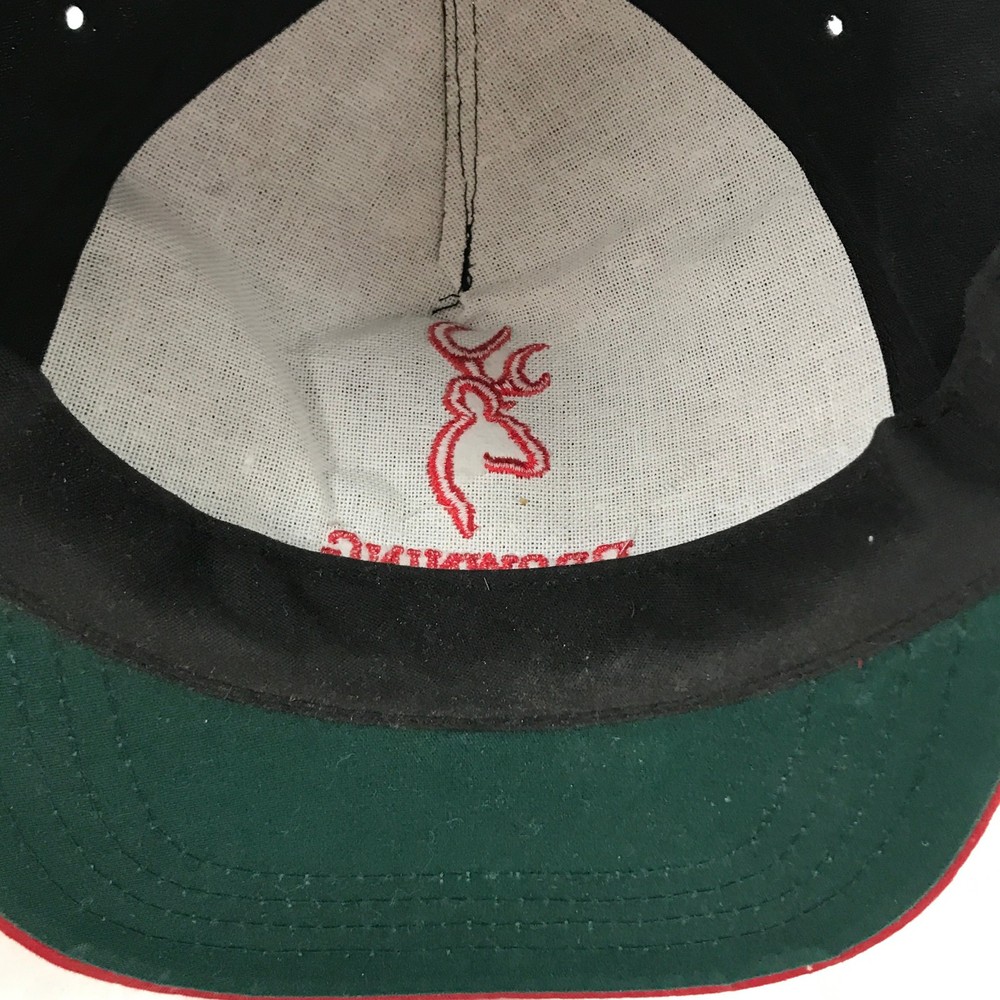 Browning Arms - black / red - snapback adj. - Embroidered cap / hat