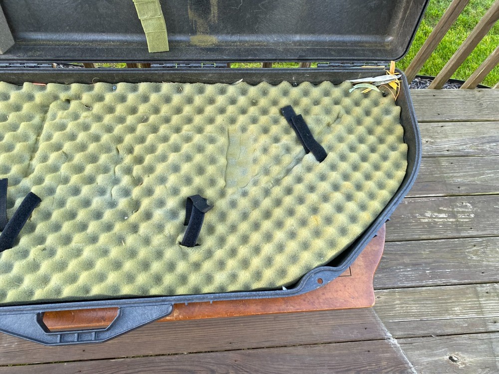 Black Contico Bow Case 52" X 18" x 7 " Padded Lined Compound Archery
