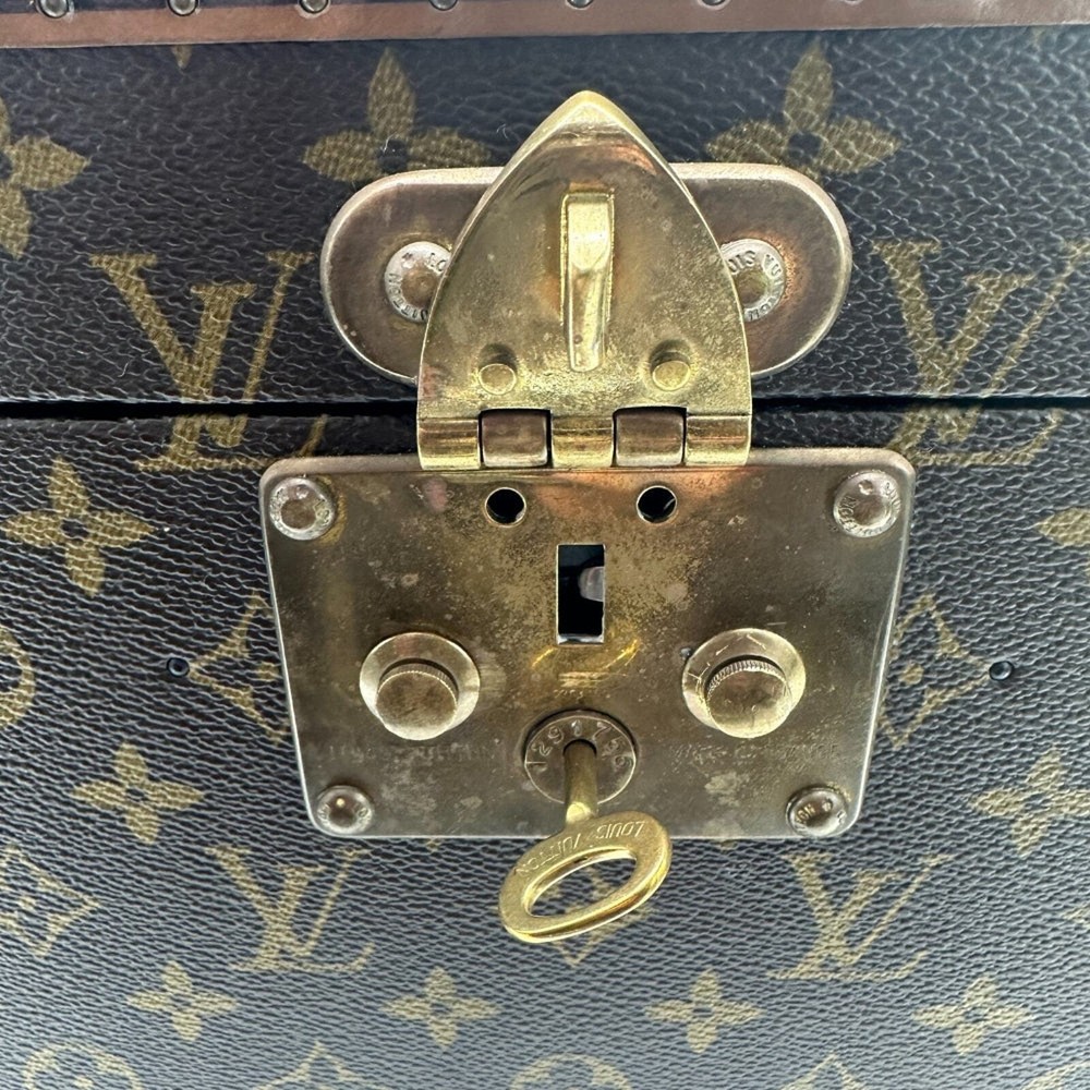 Louis Vuitton Monogram Boite Pharmacie Trunk