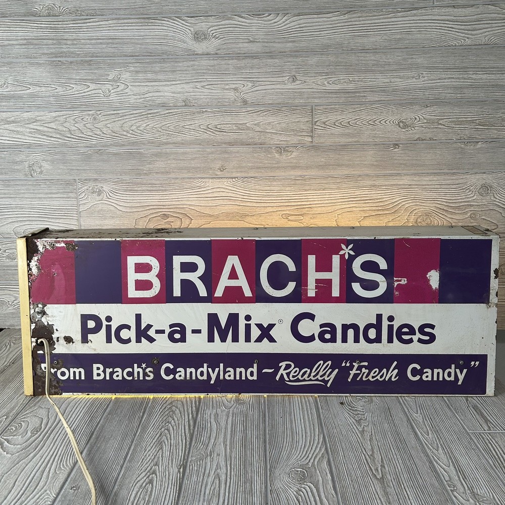 Brachs Candy Sign