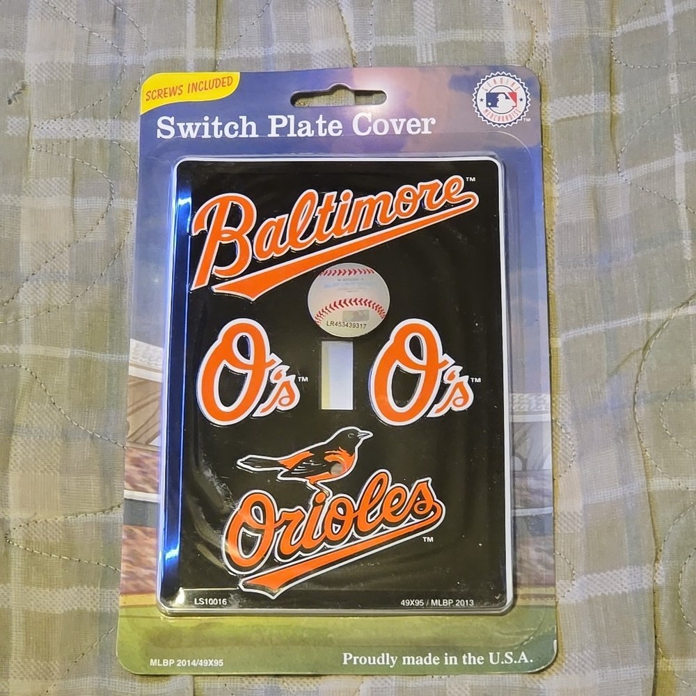 BALTIMORE ORIOLES Single Metal Light Switch Plate With Screws (Oversized)