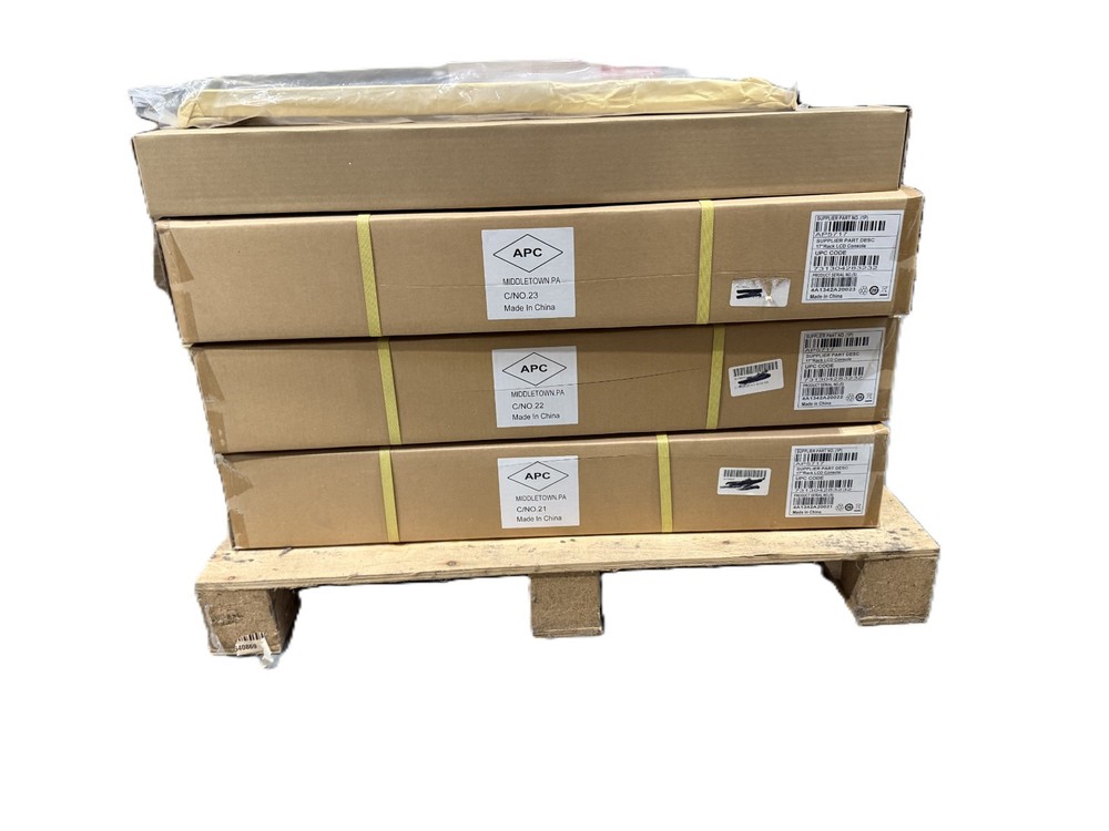 APC 17" Rack LCD Console (AP5717)