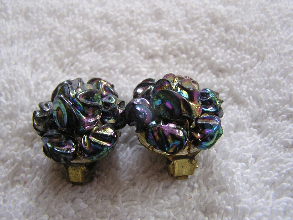 Vintage Beautiful Western Germany Earrings