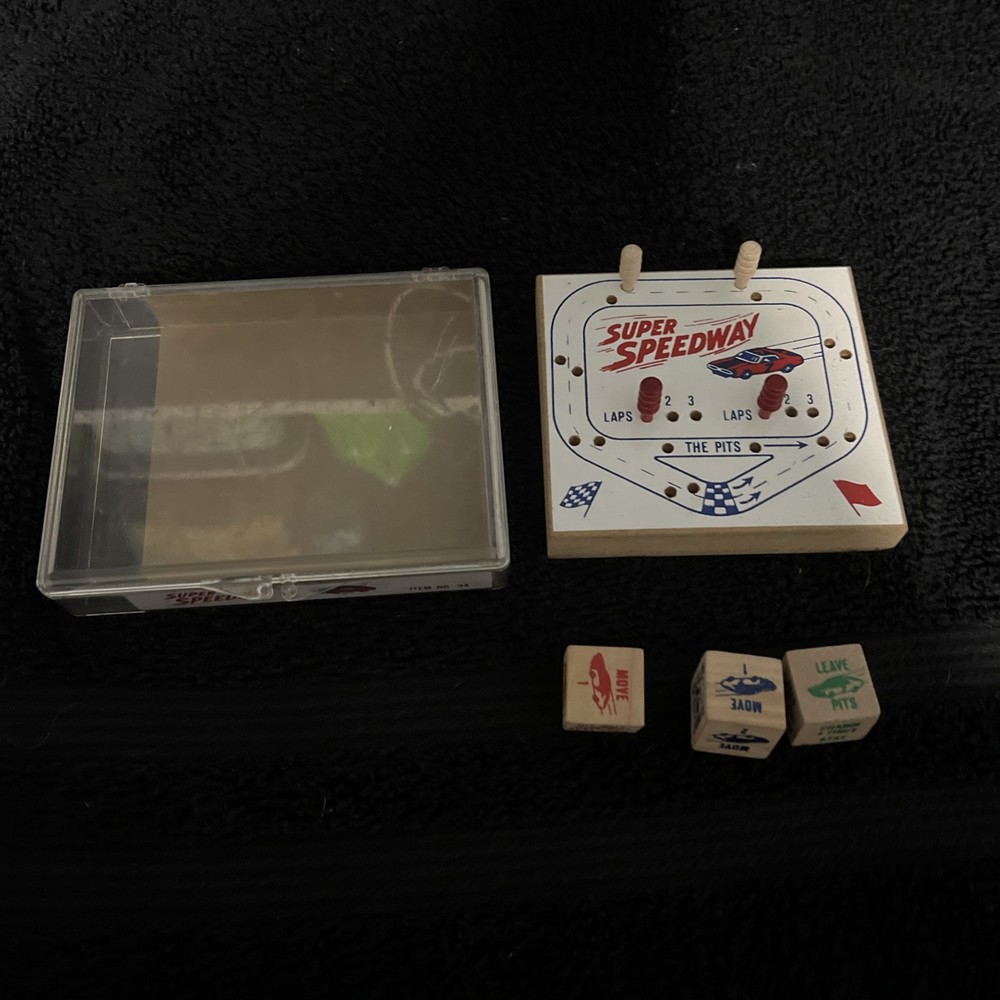 Vintage Crestline Mfg Super Speedway Peg Game