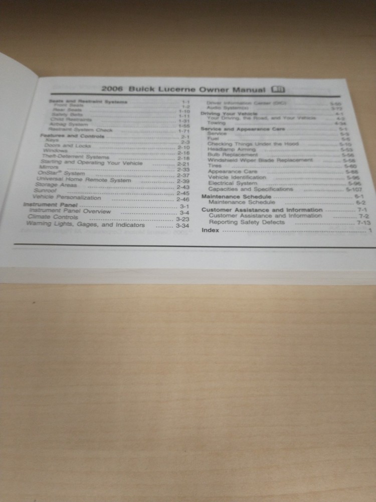 2006 Buick Lucerne Owners Manual EUC