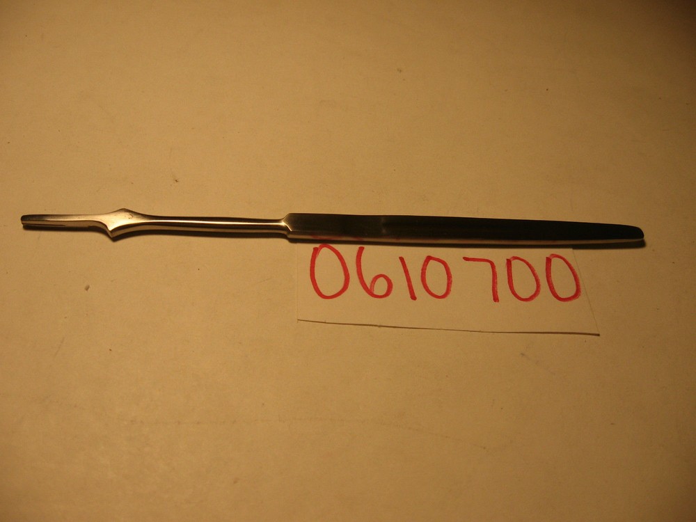 1 PCS. SCALPEL KNIFE HANDLE #7