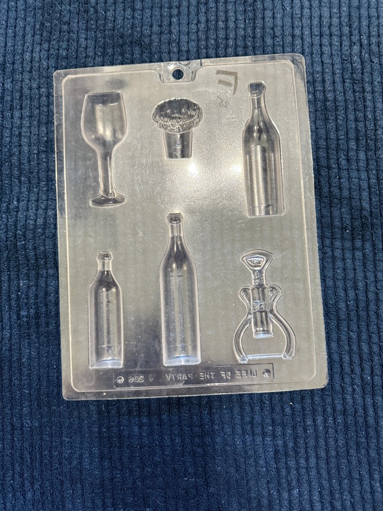 2 chocolate wine plastic mold
