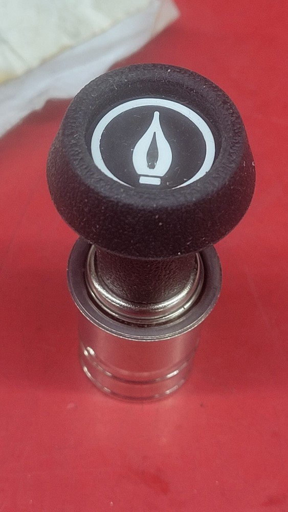 41RD25M GENUINE MACK OEM CIGAR LIGHTER ELEMENT NOS