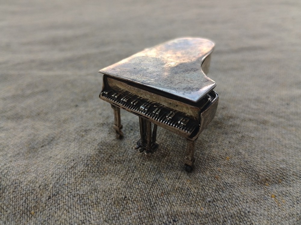 RARE MEDUSO ORO STERLING SILVER MINIATURE