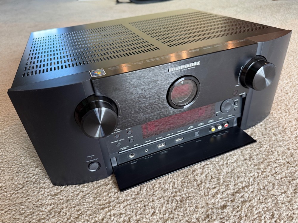 marantz AV7005 AV Processor with rack mount kit.