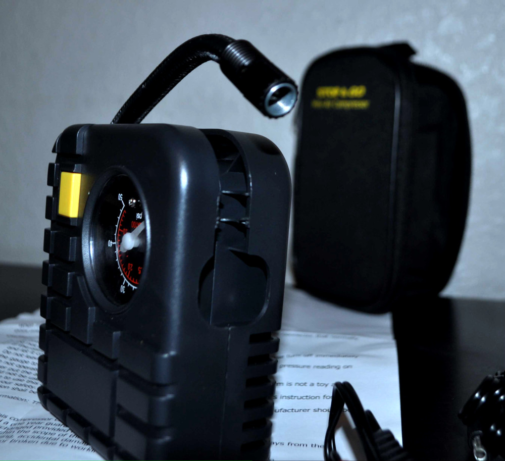 MINI-AIR COMPRESSOR with Car Case & Accessories. Stop & Go. Black