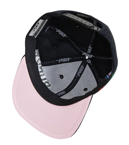 MILWAUKEE BUCKS ROSES SNAPBACK HAT Pro standard