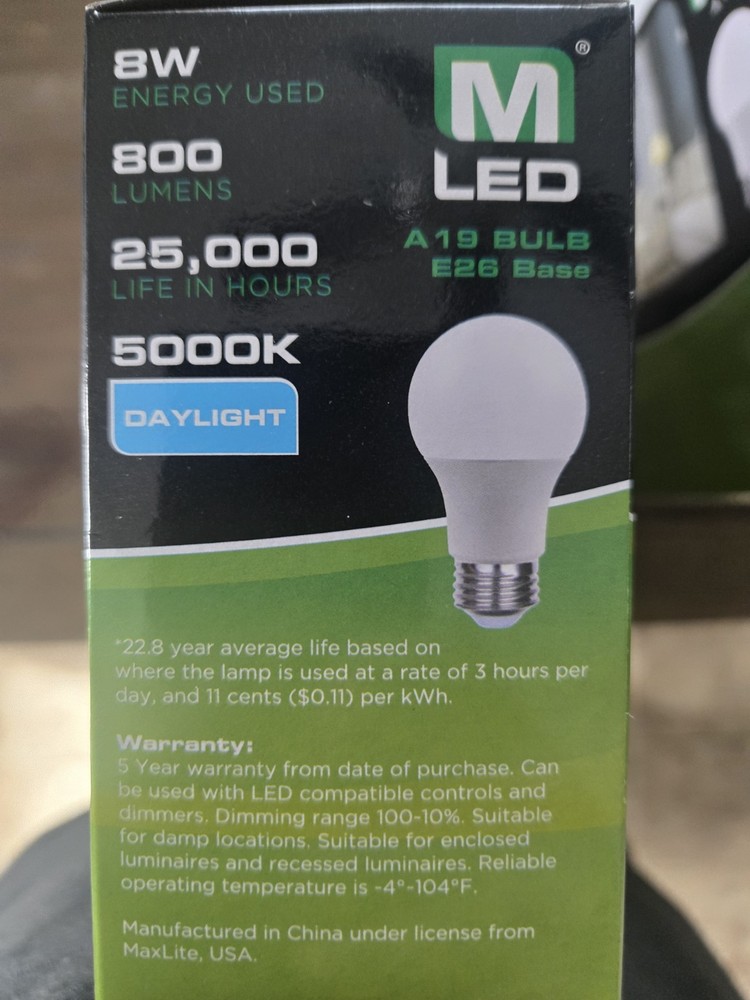 2x4 Pack Maxlite 8W LED Bulb = 60 watt replace A19 Daylight 5000K LED Light 60w