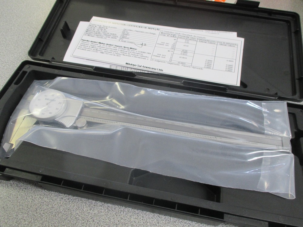 NEW Mitutoyo 8" Dial Caliper #505-743