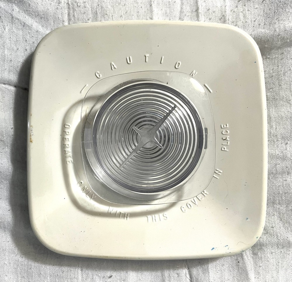 Oster Kitchen Center Regency Mixer Blender Lid Only