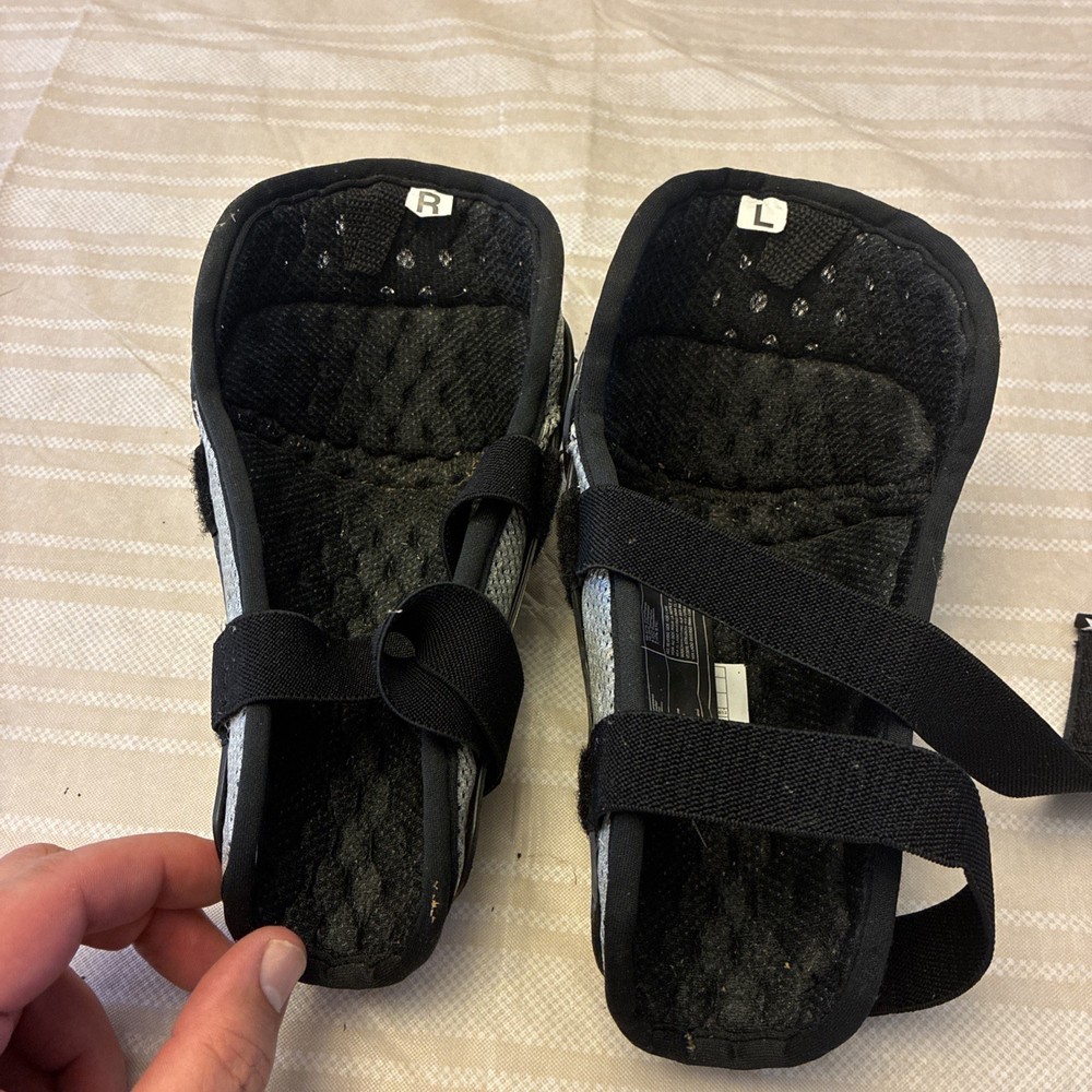 Fox Youth Knee Guards