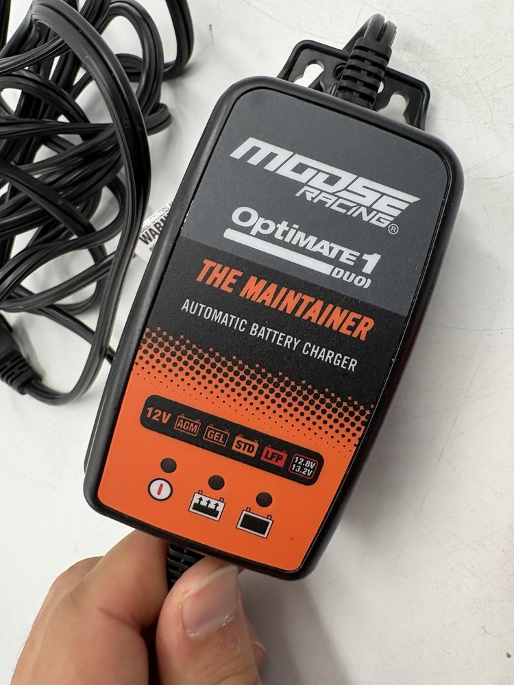 Moose Optimate 1 Duo Automatic Battery Charger / Maintainer