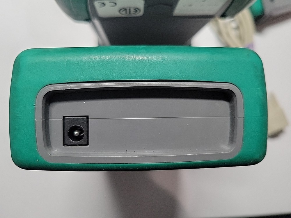 Fluke Microtest Omni Scanner 2/ Remote (2) Mod-8, 1 CAT 6 Adapter