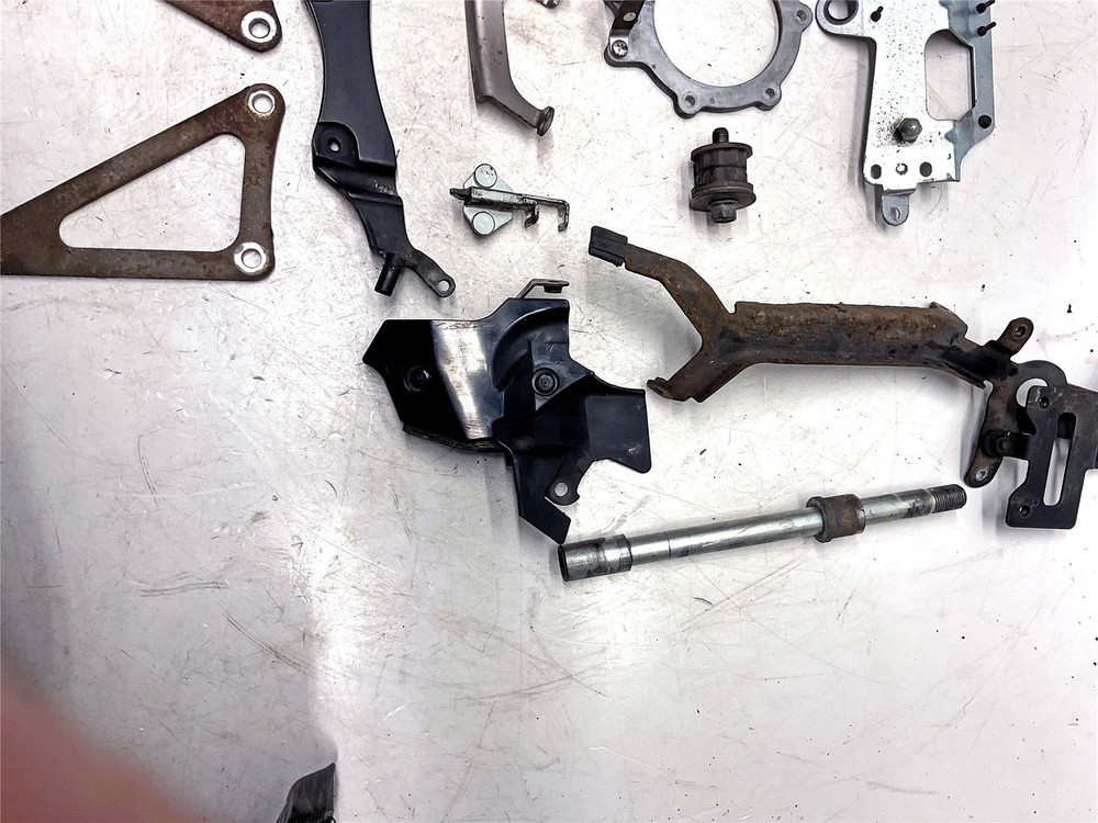 2014 Yamaha FZ8 Assorted Nuts, Bolts & Fixings