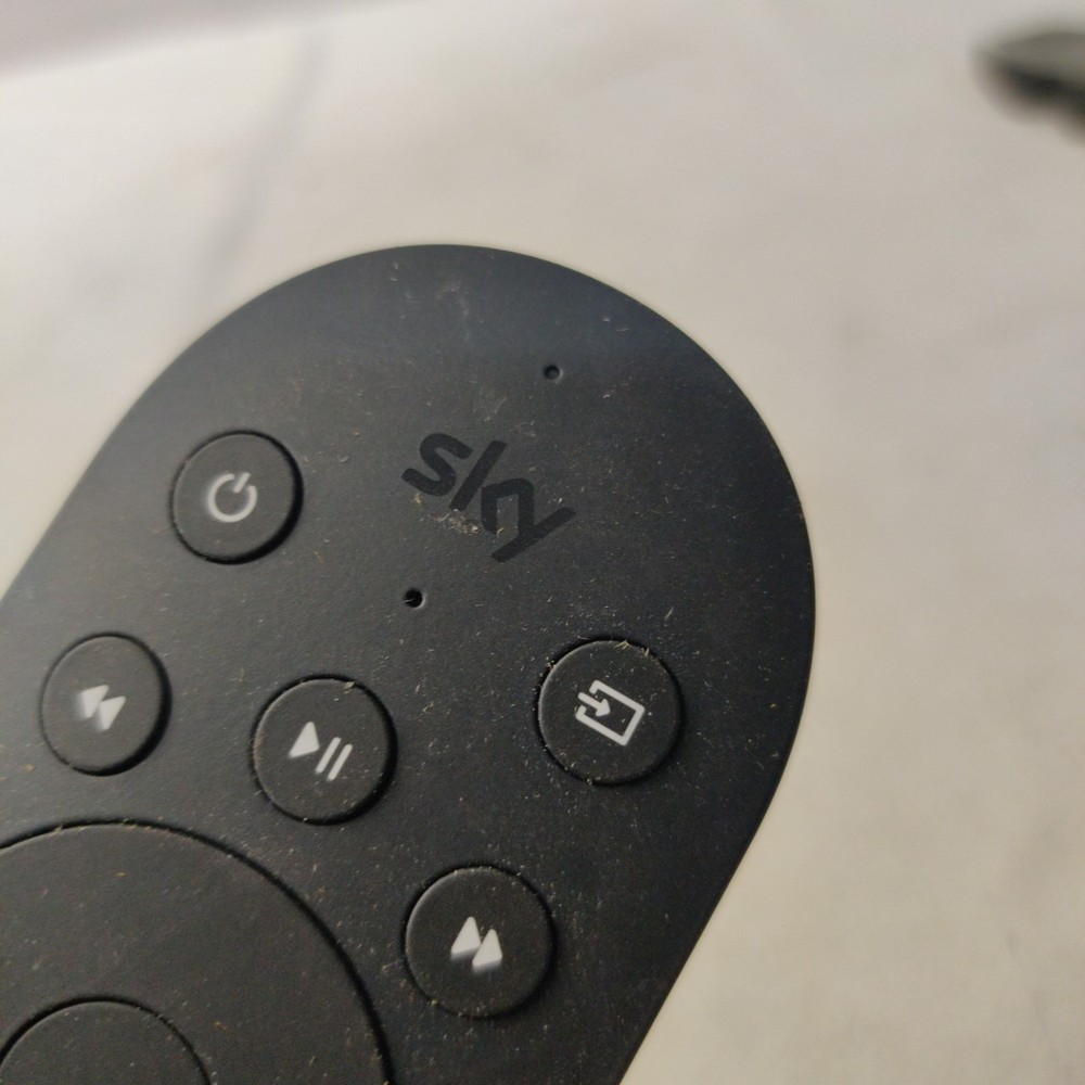 Original Remote Control For Sky Q Receiver Model EC302 - Used
