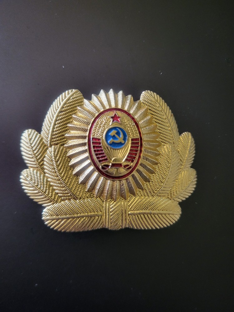 3-Russian Hat Badges