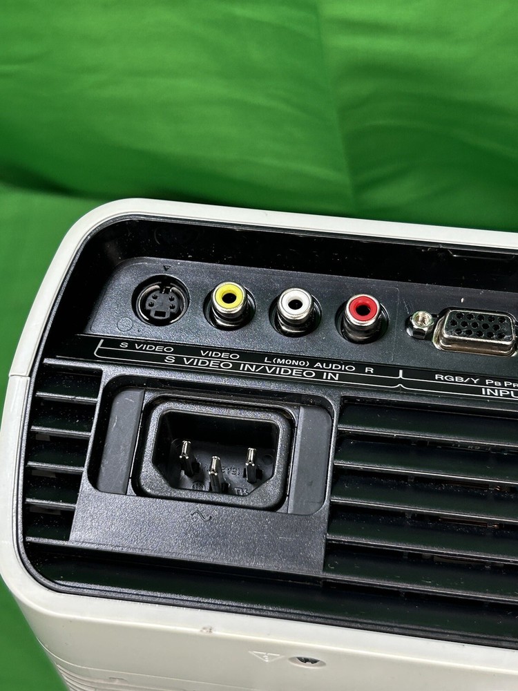 SONY DATA PROJECTOR white W/ Power Cable , Remote & Adapter VPL-EX100 *Tested*