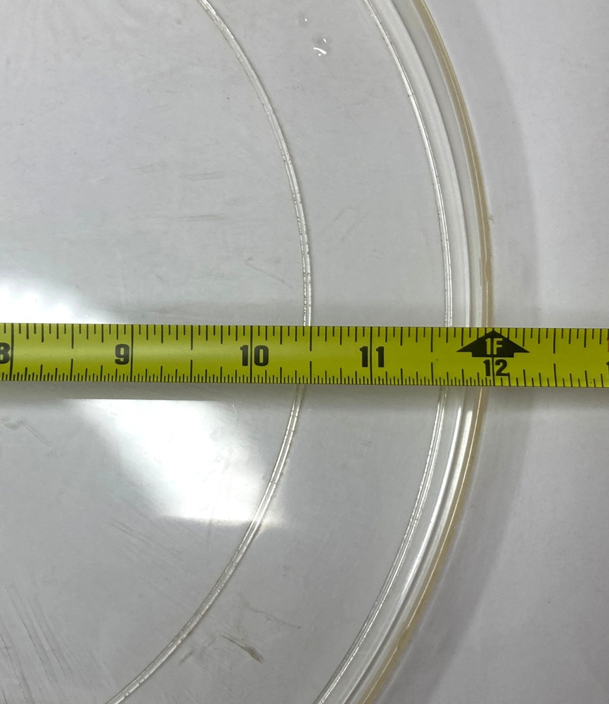 Clear Plastic Round Sewing Organizer 29 Spool Holder Vintage