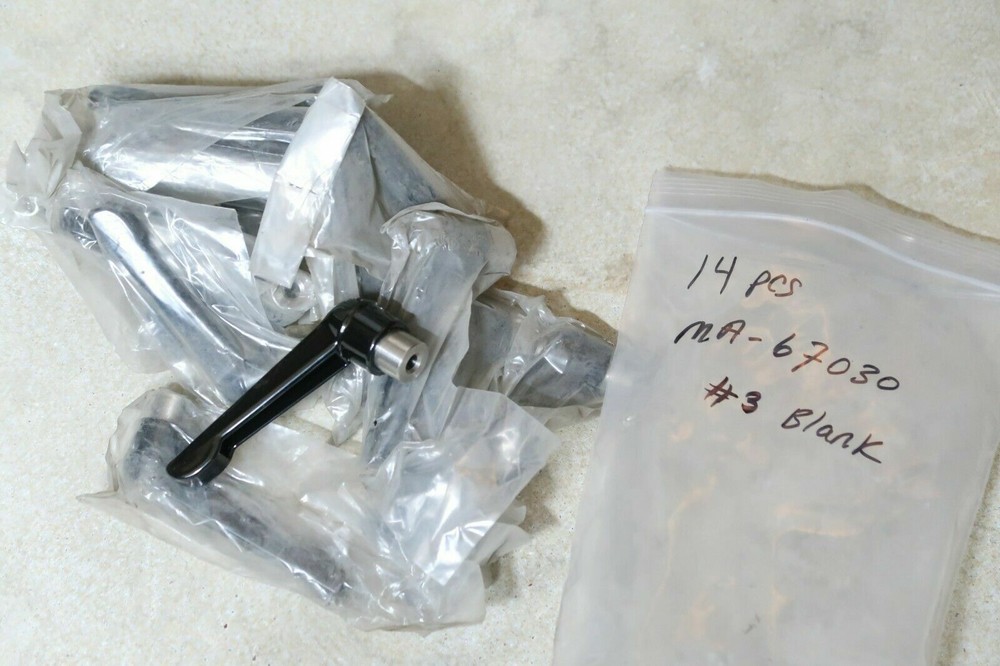 1 pcs MONROE ENGINEERING MA-67030, #3 Blank Female Insert, Adjustable Handle