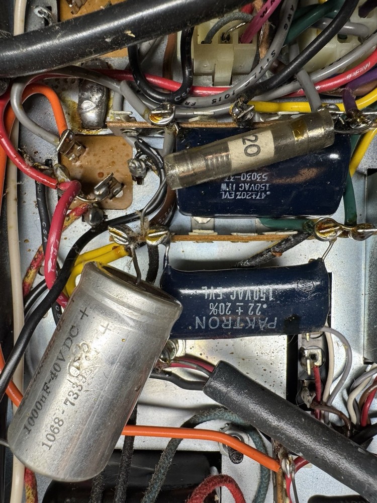 lowery solid state amplifier With Petal