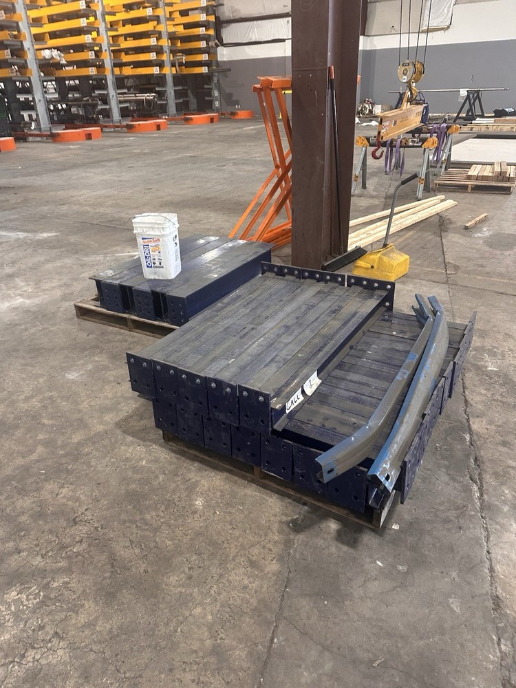 Industrial Bar Racking for Commercial Use