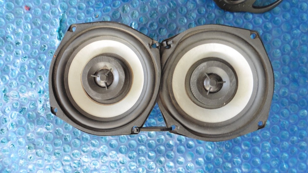 HARLEY DAVIDSON SPEAKERS FRONT REAR