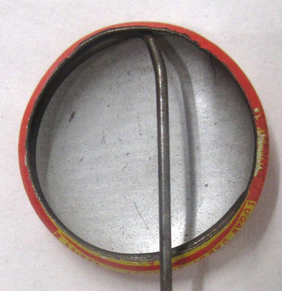 1940's JUDGE tin litho witty saying 7/8" pinback button a3