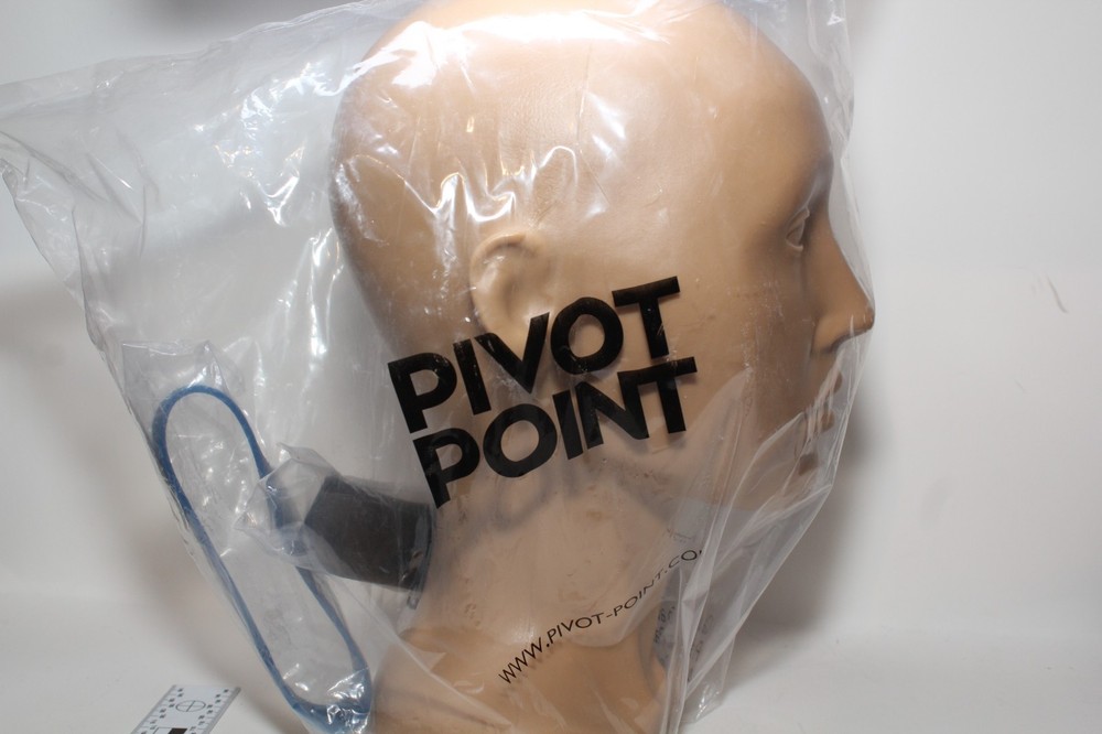 pivot point mannequin head