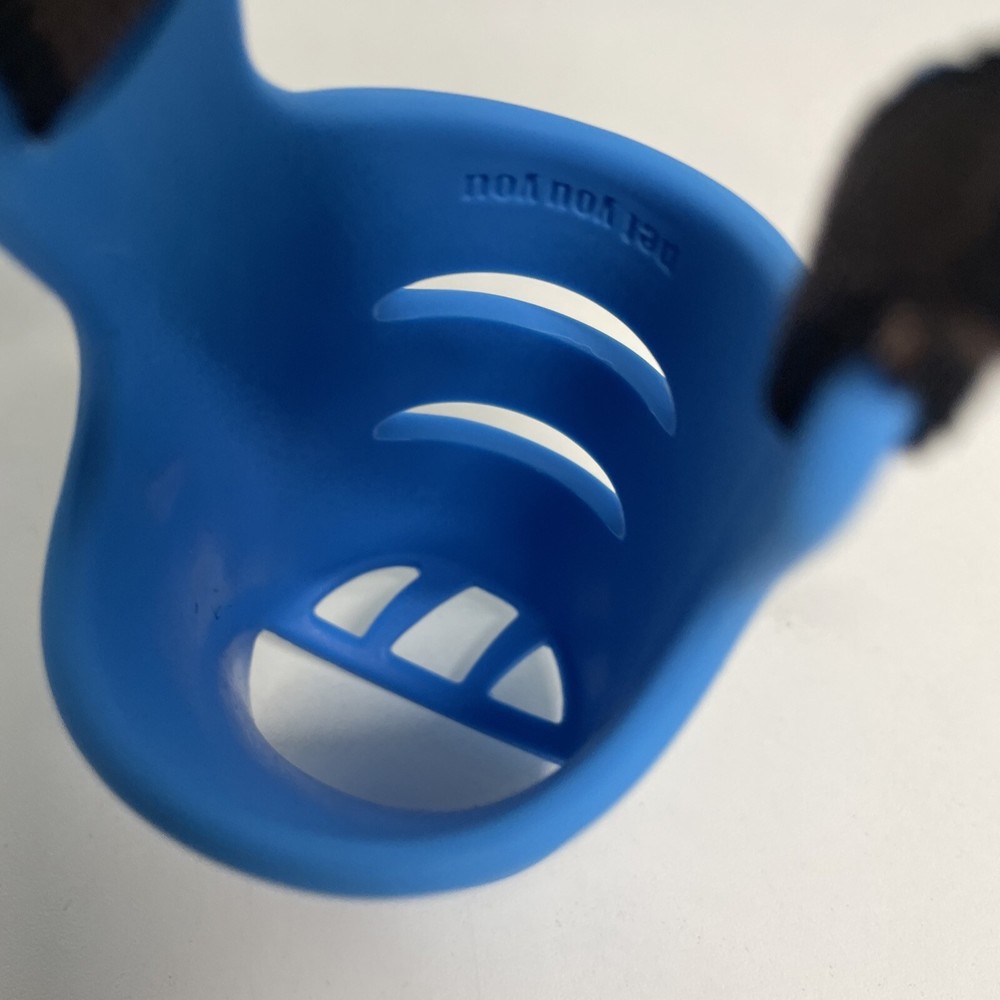 Anti Bite Duck Mouth Muzzle Adjustable Small Snout circumference 6"x 2-3.5" Leng