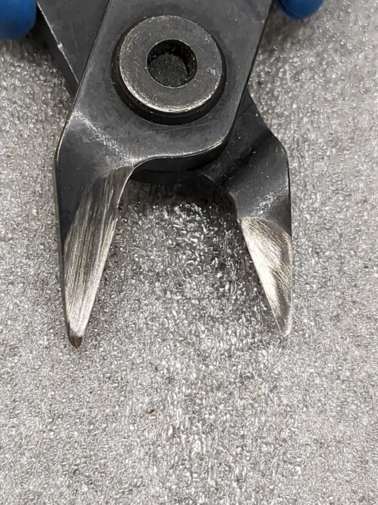 Xuron 9200 Tapered Head Micro-Shear® Flush Cutter