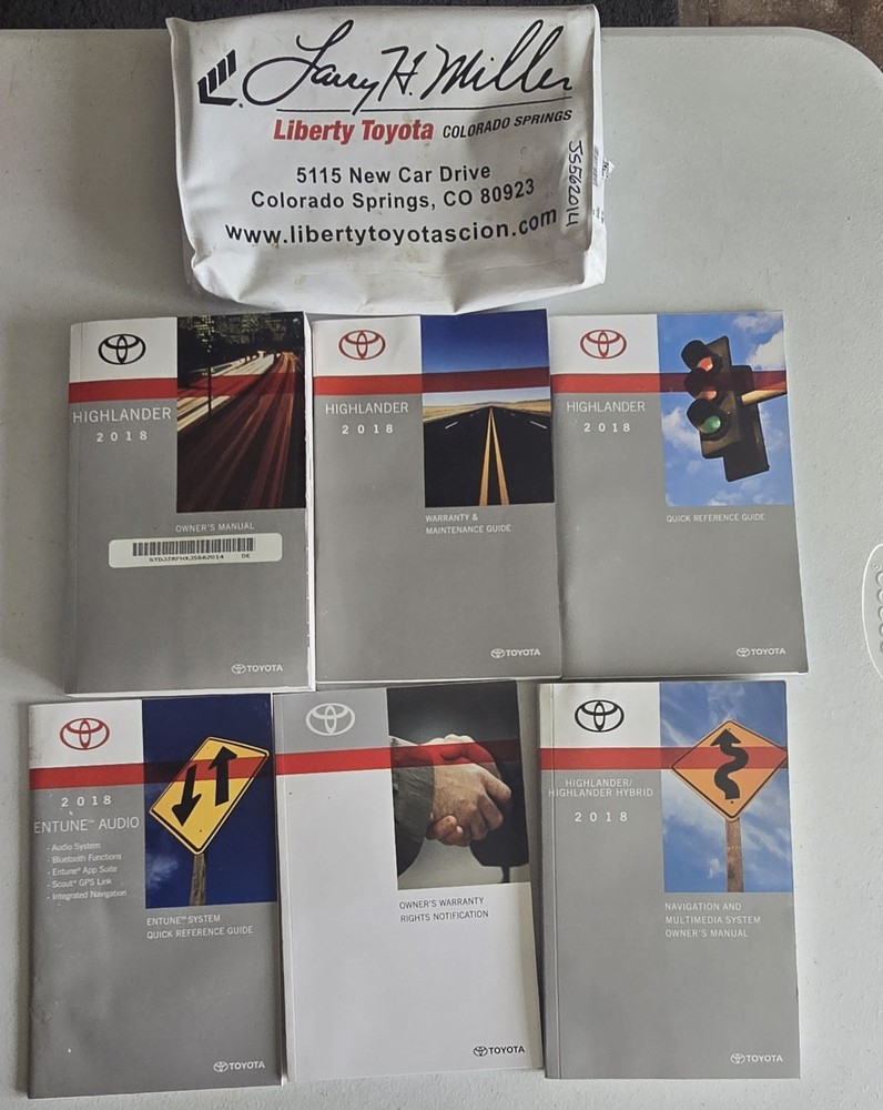 2018 Toyota Highlander Owner's Manual Set ( 6 Books )