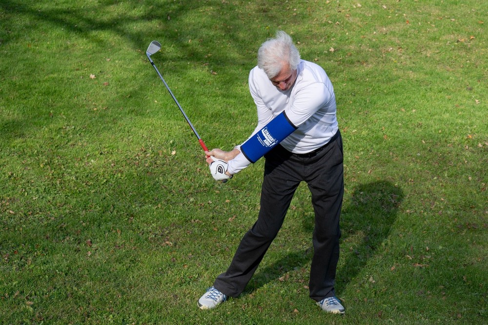 Golf Trainer Aid-Straight Arm-Mens -Standard