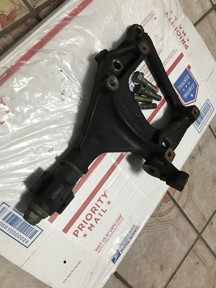 Used 94-01 Acura Integra AC compressor bracket engine mount + mounting bolts