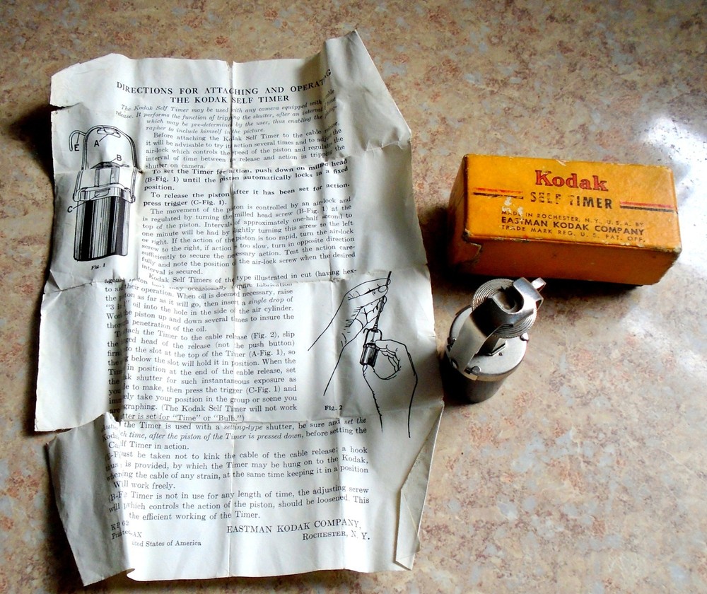 KODAK VINTAGE SELF TIMER WITH BOX & INSTRUCTIONS UNTESTED