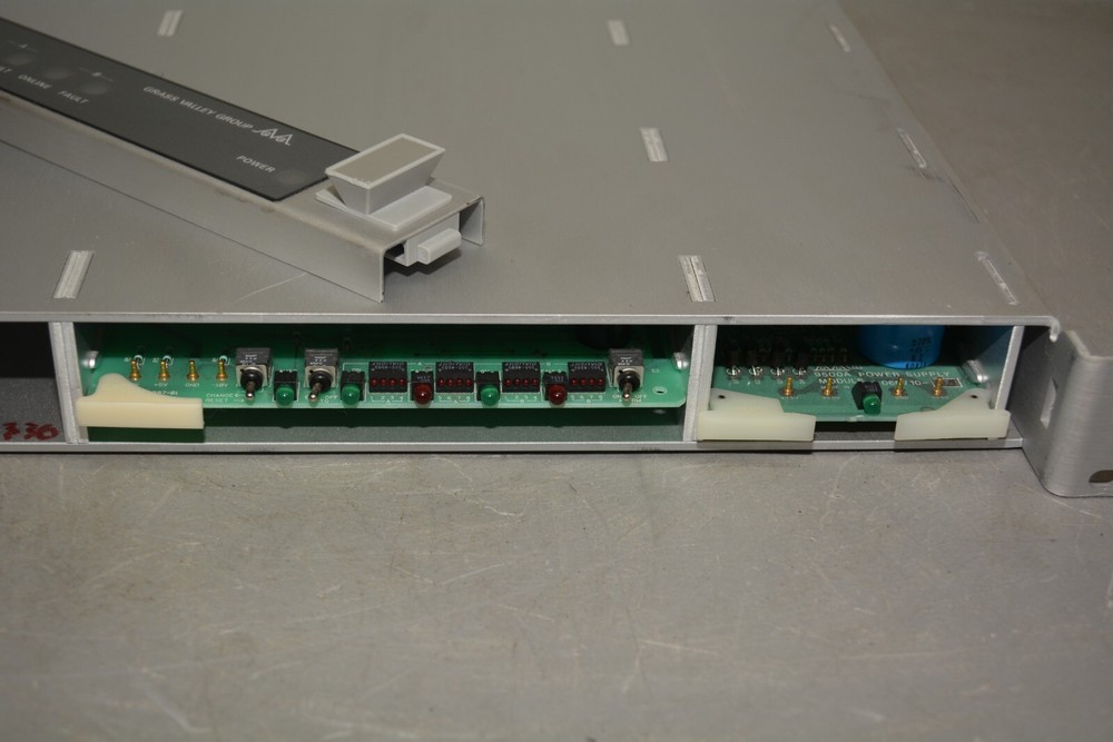 ^ Grass Valley Group 9550 A Automatic Changeover Switch #X3031