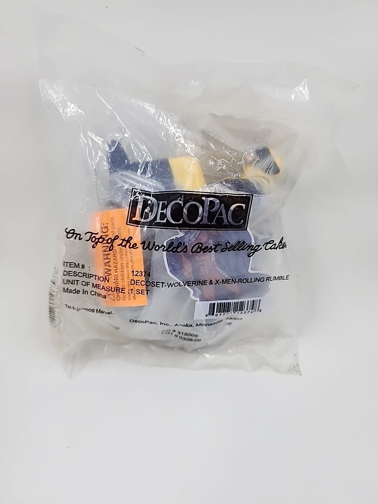 DecoPac X-men Wolverine Rolling Rumble Cake Decorating Set