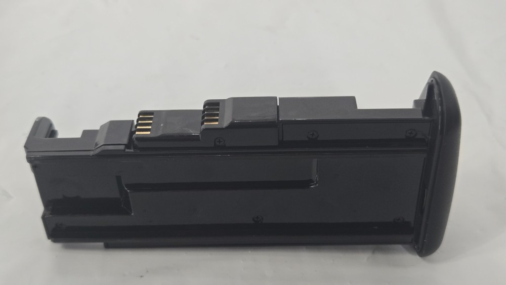 DSTE Battery Grip For Canon EOS 70D 80D Only BG-E14 replacement vg+