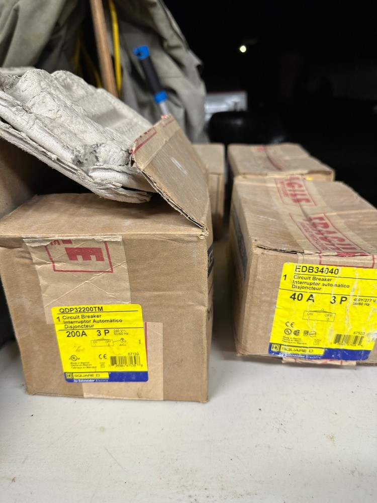 Electrical service and switch gear, SquareD. All with original packaging.
