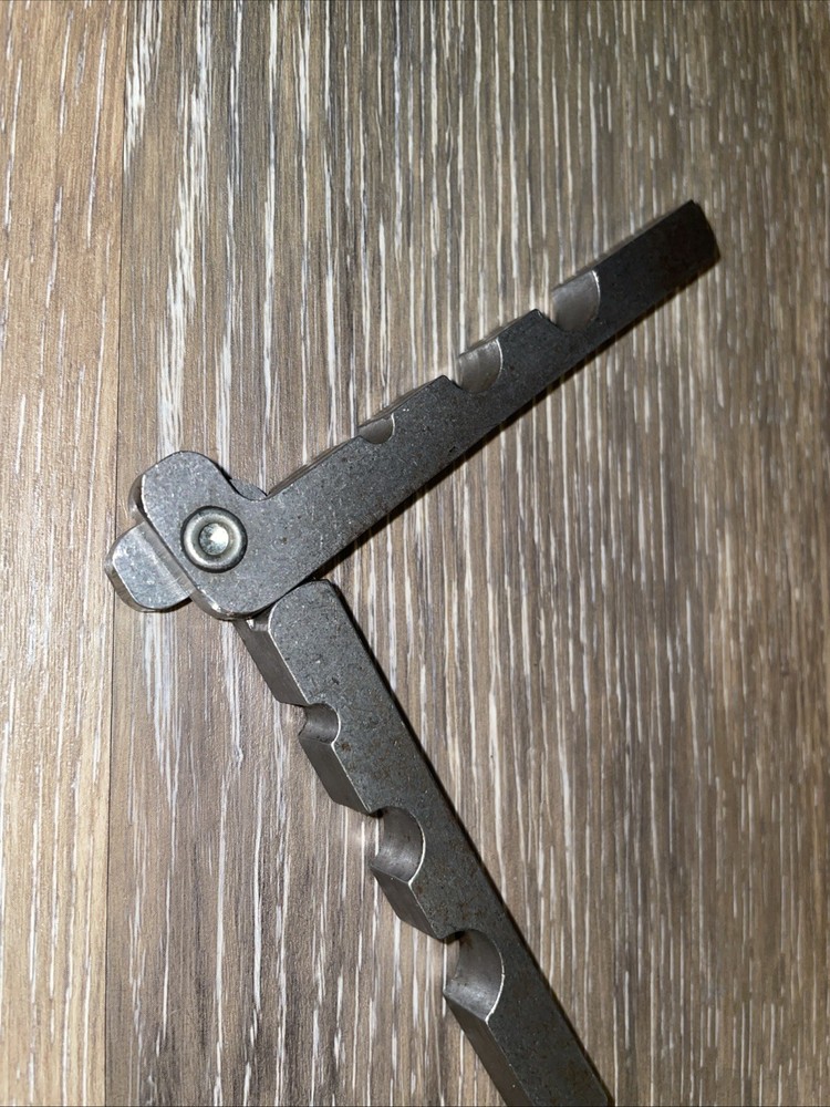 Steel Tail Stripper