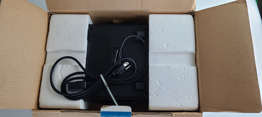 3011B Function Generator ~ New Old Stock ~ Powers On