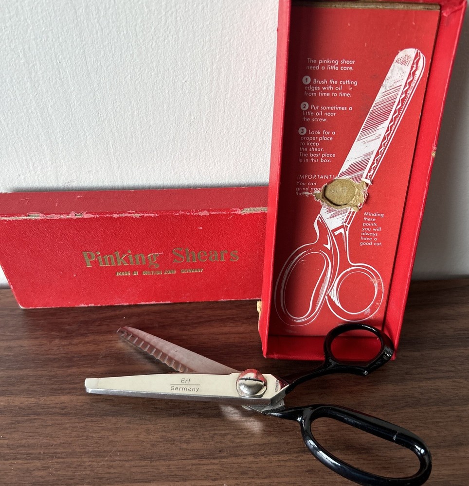 Pinking Shears Made in British Zone Germany E11