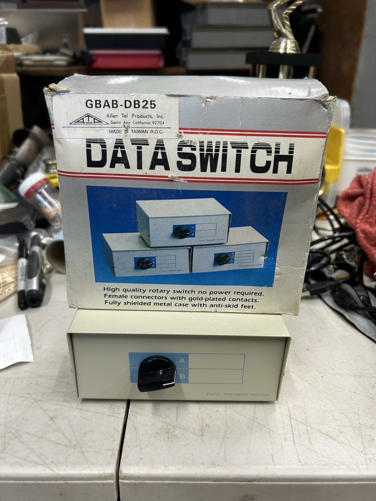 AB Data Transfer Switch. GBAB-DB25. For DB25 Connections.