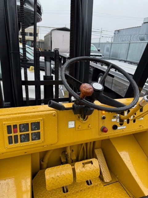 2002 MASTER CRAFT AE6122 Forklift