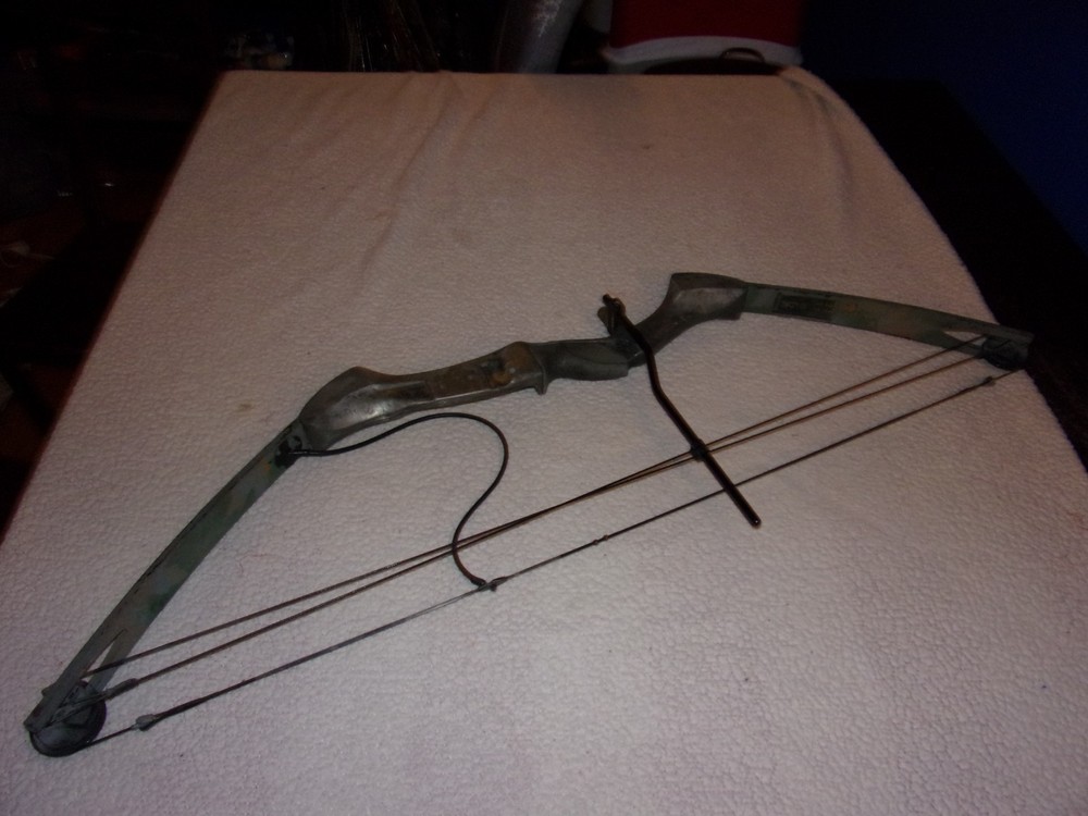 Browning Camo Badger Compound Bow