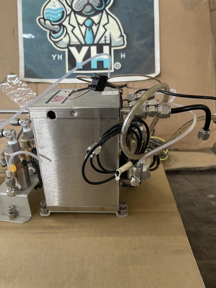 API 200A NOx Analyzer Moly Converter Assembly 018720000 w/ Valves